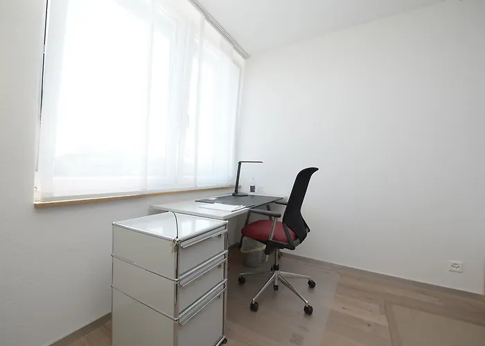 Q.c.m. Campus Hotell