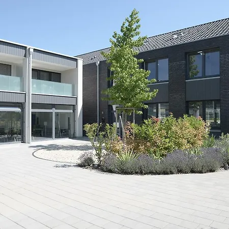 Q.c.m. Campus Отель