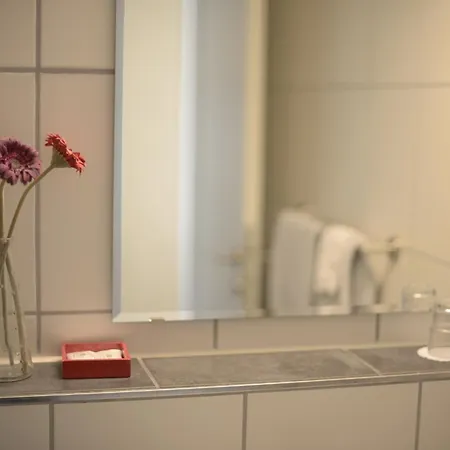 Отель Q.c.m. Campus 3*