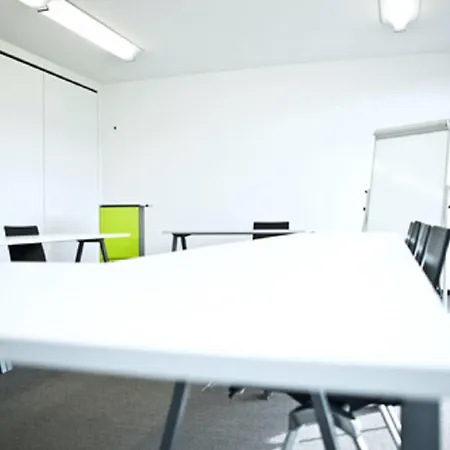 Q.c.m. Campus 3* Бельп